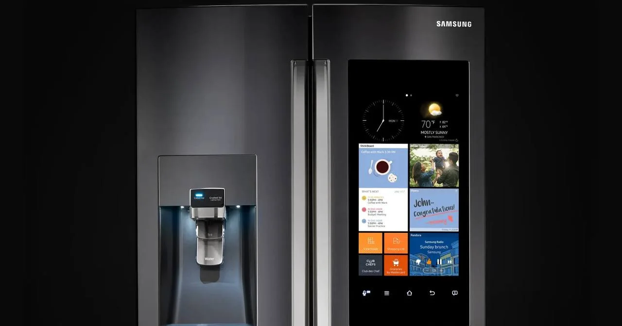 Вновь реклама в «умных» вещах. Теперь в премиум-холодильниках Самсунг