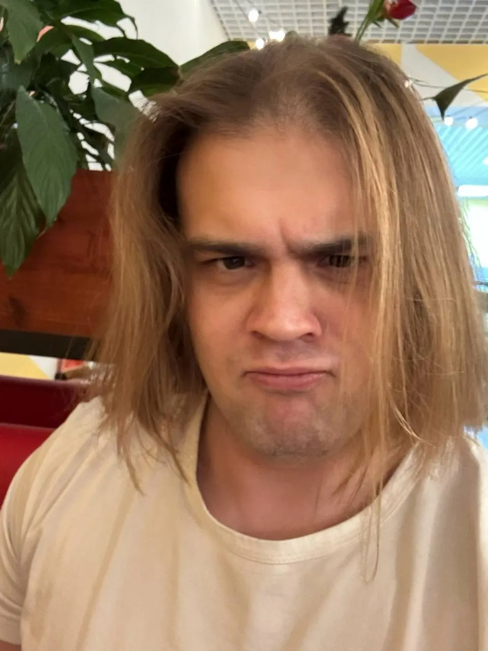 Я опять предновогодне постригся.