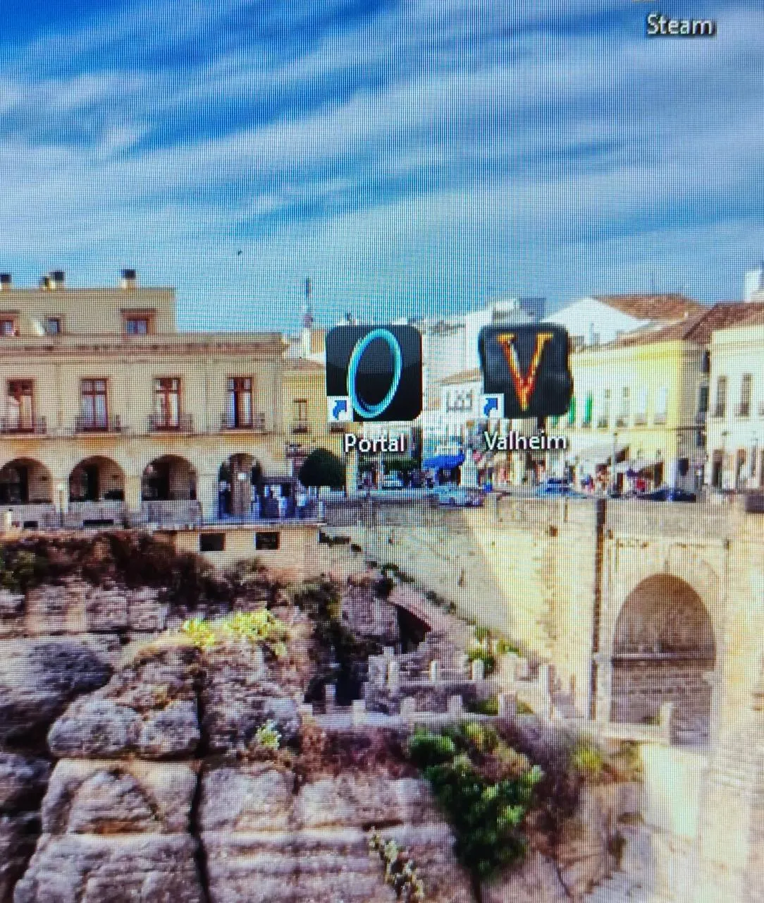 Гайз, знаете, как бывает — смотришь на ярлыки на рабочем столе и прям стойкое...